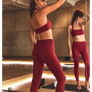 ALO Yoga Women's Seamless High-Waist Leggings & Bra Set - Burgundy